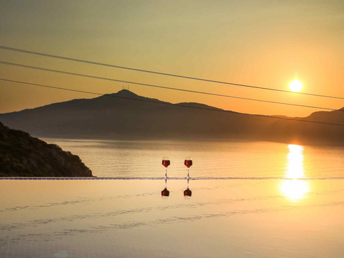  gece  -  Kasım
  | Kalkan’da Deniz Manzaralı Lüks Villa, Merkezi Konumda Rüya Tatil